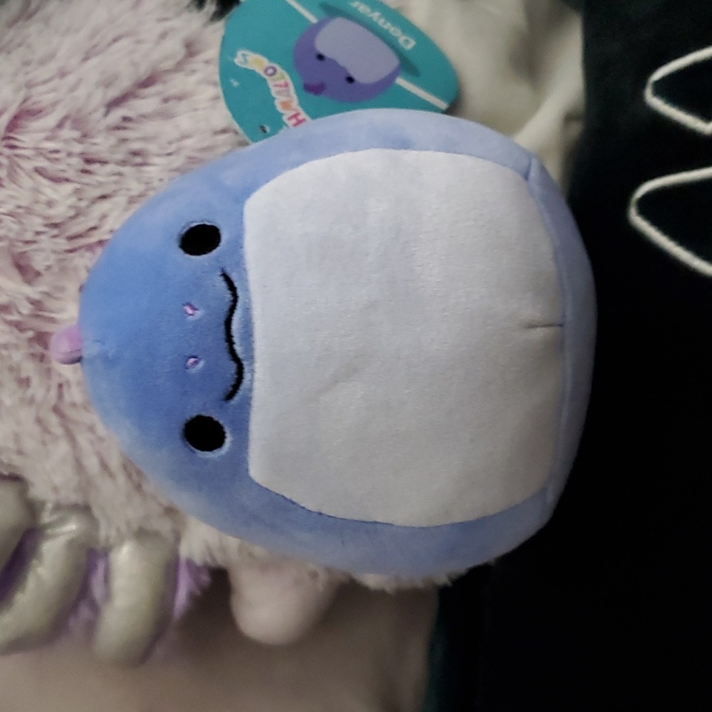 5" Donyar Blue Eel Squishmallow